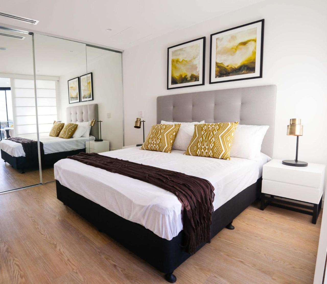 Modern Designers Pad By Serain Residences Brisbane Eksteriør bilde